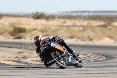 media/Nov-01-2025-CVMA (Sat) [[fc0f7531b8]]/Race 8-Supersport Middleweight/